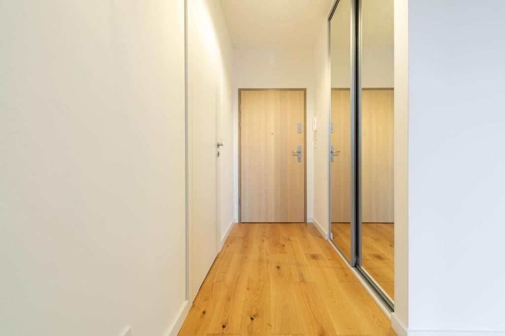 Olive Tree Apartment - Klimatyzacja - Air Conditioning-Self-Check-In Катовице Экстерьер фото