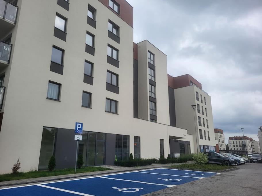Olive Tree Apartment - Klimatyzacja - Air Conditioning-Self-Check-In Катовице Экстерьер фото